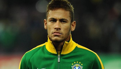 海星体育官方：开价1.5亿镑！邮报：利物浦想签纽卡前锋伊萨克，但今年可能留队