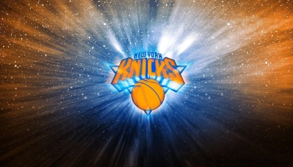 海星体育官方|热刺官方社媒发布理查利森夺冠后疯狂庆祝视频，撕咬金牌+歇斯底里狂吼引爆网络